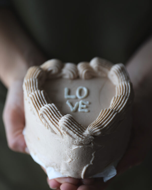 mini heart cake